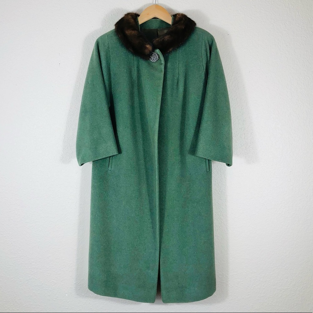 Vintage Fur Collar Car Coat Loomed in California - Picture 16 of 16
